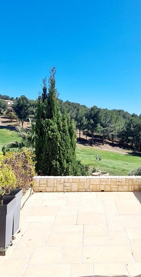 Villa Dans Cadre D'Exception - Golf, Piscine Et Tennis Prive Saint-Cyr-sur-Mer Exterior foto